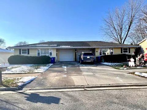 1001 Miller Ln, Kaukauna, WI 54130