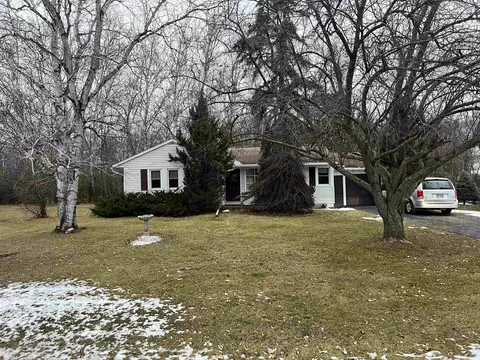 465 Fisk Ave, Oshkosh, WI 54902