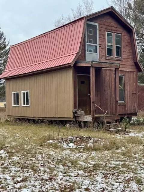 N10714 Co Rd 360, Cedar River, MI 49887