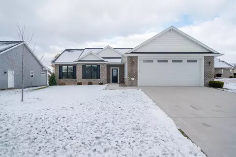 3004 Georgetown Pl, Menasha, WI 54952