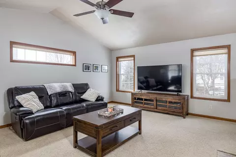 2188 W Sophia Ln, Appleton, WI 54913 photo 9