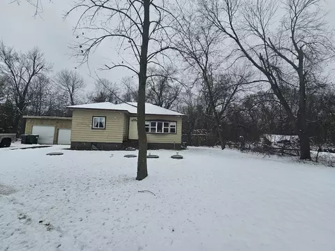 1220 E Bannerman Ave, Redgranite, WI 54970