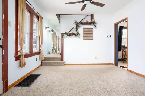 1804 E Pauline St, Appleton, WI 54911 photo 2