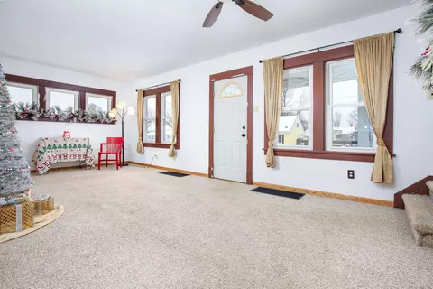 1804 E Pauline St, Appleton, WI 54911 photo 3