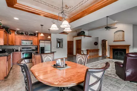 1355 N Lake Ct, Appleton, WI 54913 photo 17