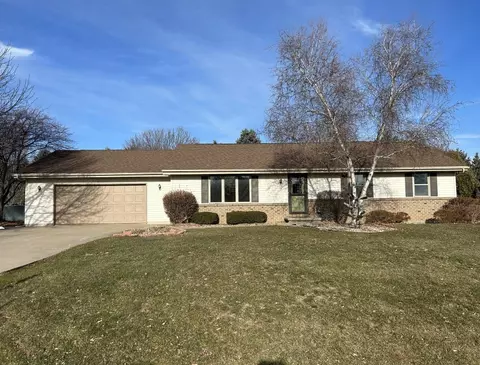 w6440 Moon Shadow Drive, Greenville, WI 54942