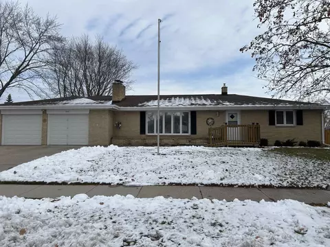 1019 S Erie St, De Pere, WI 54115