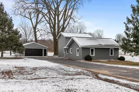 n1594 Cozy Creek Court, Greenville, WI 54942