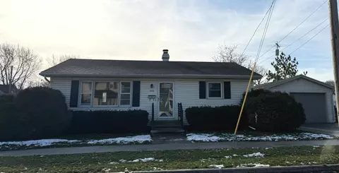 1315 Ceape Ave, Oshkosh, WI 54901
