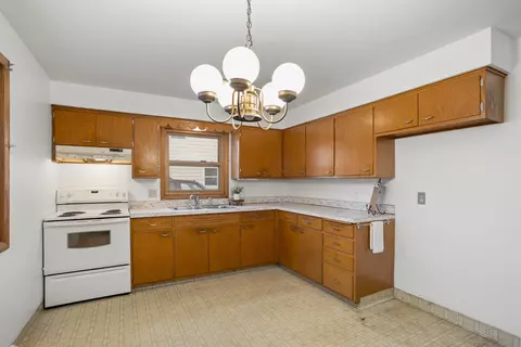 2108 N Linwood Ave, Appleton, WI 54914 photo 7