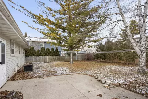 2108 N Linwood Ave, Appleton, WI 54914 photo 18