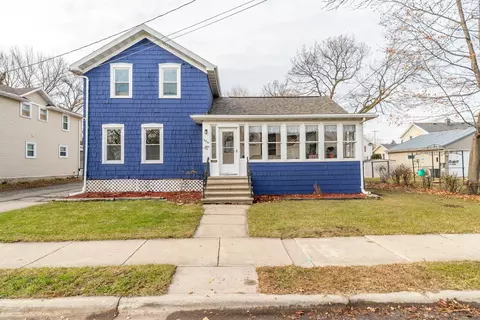 609 Church St, Neenah, WI 54956