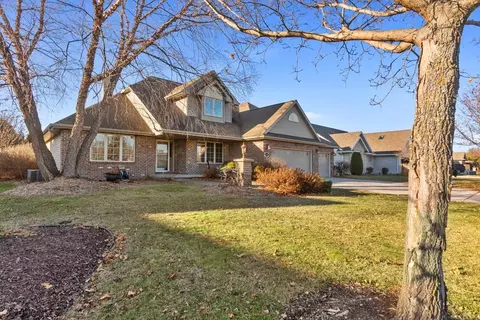 436 Mcauliffe Heights Trl, Green Bay, WI 54311