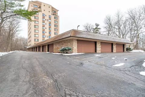 2631 Northern Rd #530, Appleton, WI 54914