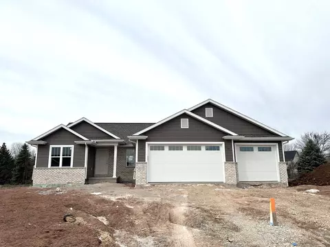 2137 Brie Ct, Menasha, WI 54952