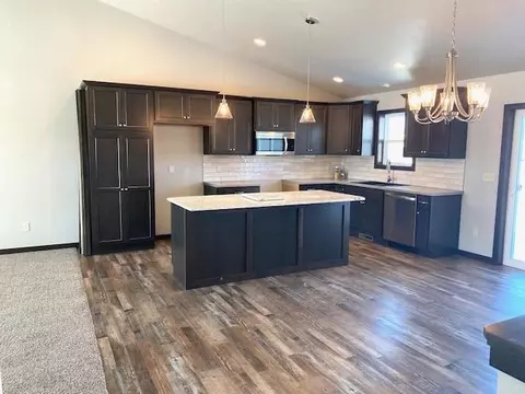 2255 E Honeygold Ct, Appleton, WI 54913 photo 3