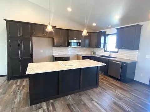 2255 E Honeygold Ct, Appleton, WI 54913 photo 6