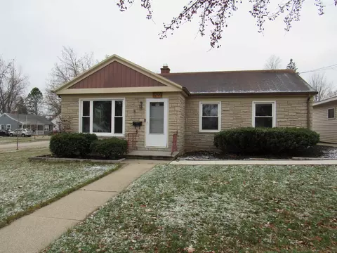1295 Mather St, Green Bay, WI 54303