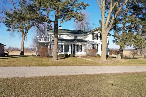 8116 Radke Rd, Ripon, WI 54971