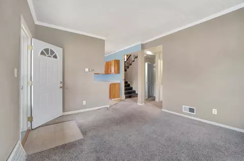 733 W 3rd St, Appleton, WI 54914 photo 4