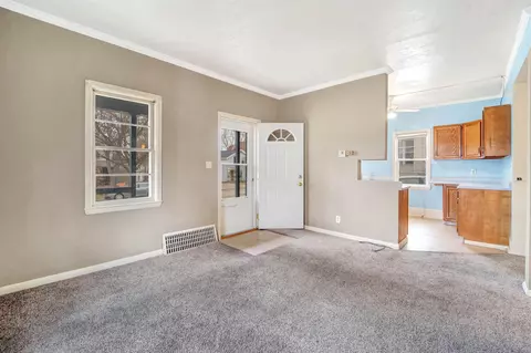 733 W 3rd St, Appleton, WI 54914 photo 5