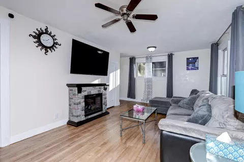 1620 N Oneida St, Appleton, WI 54911 photo 4