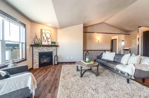 5680 N Yosemite Ln, Appleton, WI 54913 photo 3