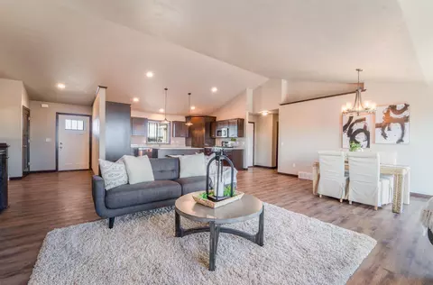 5680 N Yosemite Ln, Appleton, WI 54913 photo 4