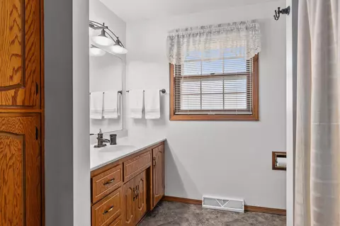 41 Regal Ter, Appleton, WI 54915 photo 19