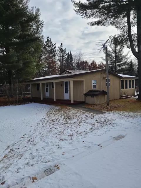 w11763 Rays Lane, Crivitz, WI 54114 photo 3