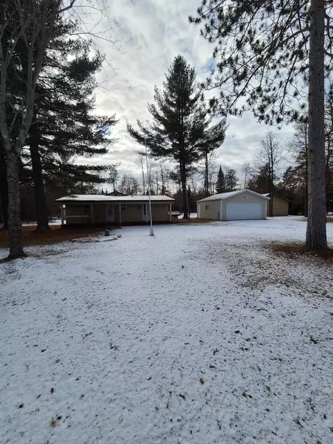 w11763 Rays Lane, Crivitz, WI 54114