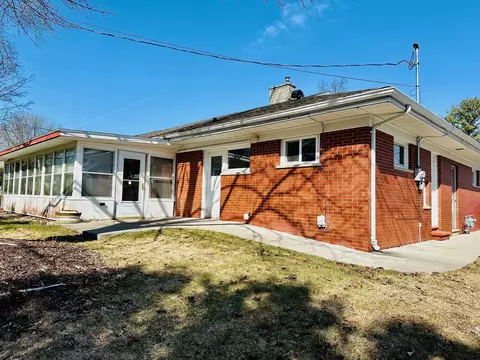 Exterior - 111 E Lindbergh St, Appleton, WI 54911 photo 5 of 6
