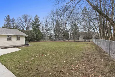 2412 S Greenview St, Appleton, WI 54915 photo 25