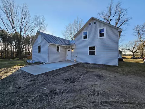 N6611 State Rd 22, Montello, WI 53949