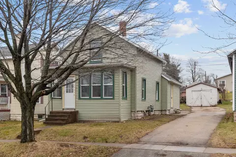 1106 Nassau St, New London, WI 54961