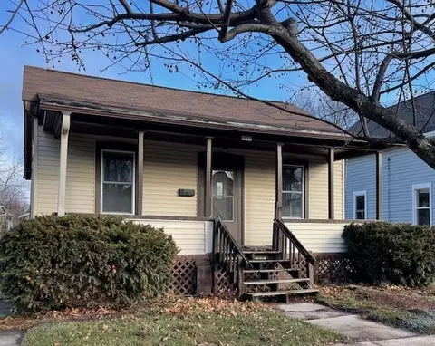 1012 Harney Ave, Oshkosh, WI 54901