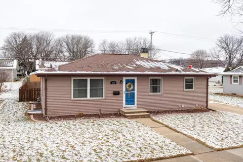 352 N Roger St, Kimberly, WI 54136