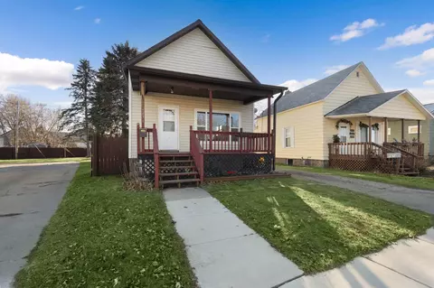 1871 Dunlap Ave, Marinette, WI 54143