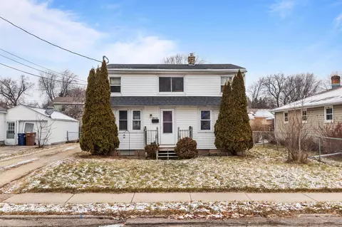816 Roosevelt St, Menasha, WI 54952