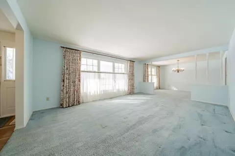 14 Meadowbrook Ct, Appleton, WI 54914 photo 3