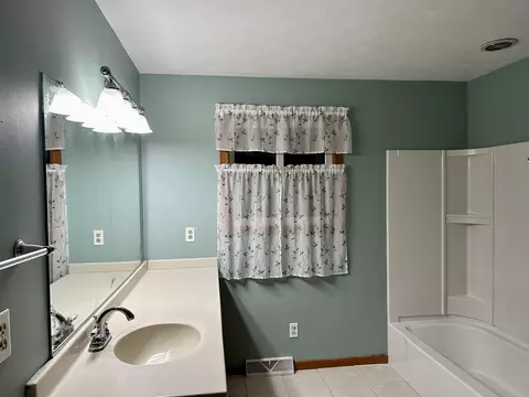 1611 N Eugene St, Appleton, WI 54914 photo 16