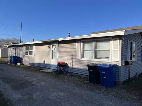 1331 Broad St, Oshkosh, WI 54901