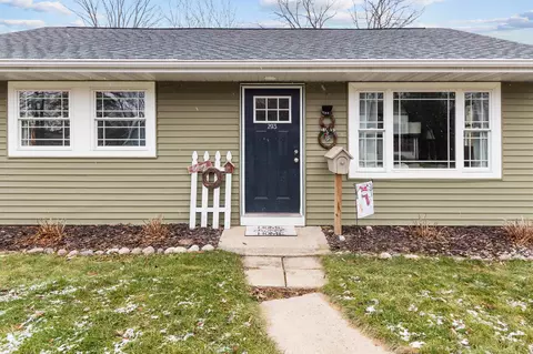 293 Gardners Row, Appleton, WI 54915 photo 2