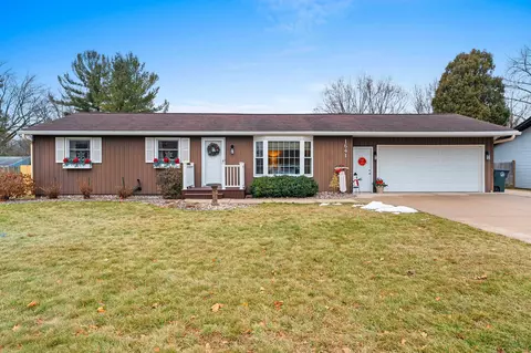 1641 Glen Rd, Green Bay, WI 54313