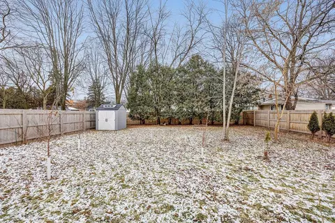1409 N Graceland Ave, Appleton, WI 54911 photo 2