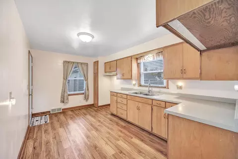1409 N Graceland Ave, Appleton, WI 54911 photo 9
