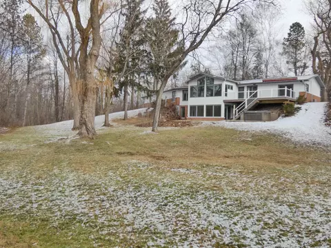 1434 E Marhill Rd, Green Bay, WI 54313