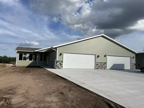 1643 Balsam Ct, Shawano, WI 54166
