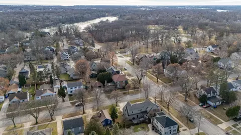826 W 3rd St, Appleton, WI 54914 photo 24