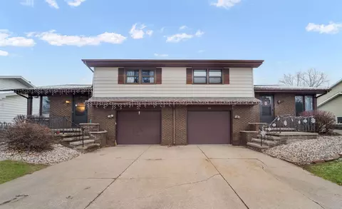 914 E Northwood Dr, Appleton, WI 54911